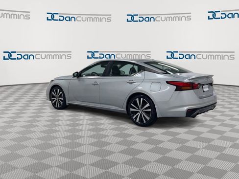 Used 2020 Nissan Altima 2.0 SR image 6
