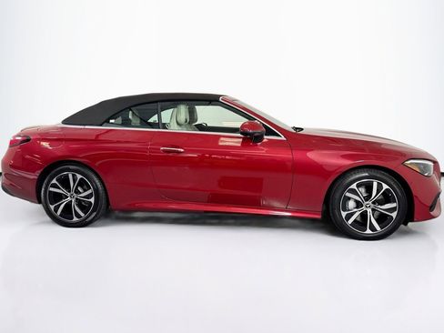 Used 2024 Mercedes-Benz CLE 300 4MATIC Cabriolet image 4