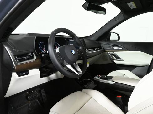 New 2026 BMW X1 xDrive28i w/ Technology Package image 15