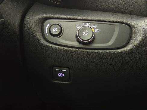 Used 2024 Chevrolet Blazer LT w/ Convenience Package FWD image 26