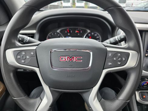Used 2023 GMC Acadia SLE w/ Driver Convenience Package AWD/4WD image 13