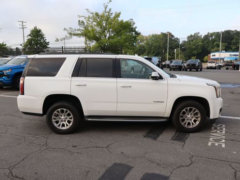 Used 2020 GMC Yukon SLT AWD/4WD image 22