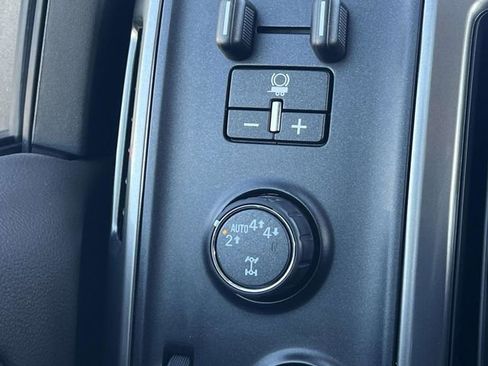 Used 2018 Chevrolet Silverado 1500 LTZ w/ Sport Package image 33