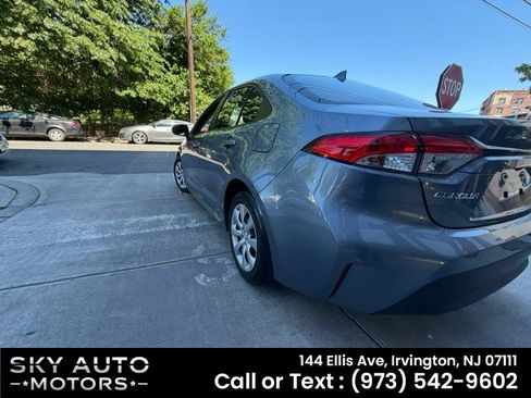 Used 2024 Toyota Corolla LE FWD image 6