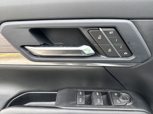 New 2026 GMC Terrain Denali w/ LPO, Floor Liner Package image 14