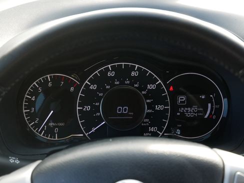 Used 2018 Nissan Versa Note SV image 21