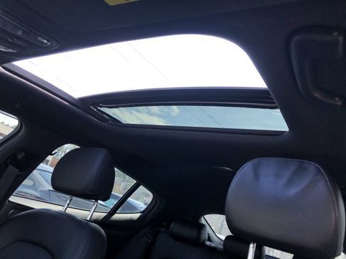 Certified 2020 Kia Stinger GT1 image 10