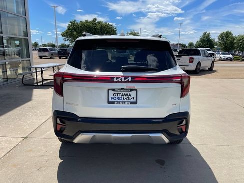 Used 2026 Kia Seltos EX w/ EX Sunroof Package AWD/4WD image 6