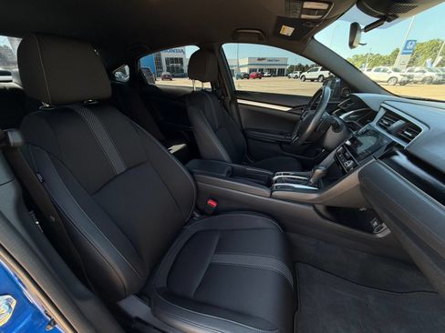 Used 2021 Honda Civic Sport image 14
