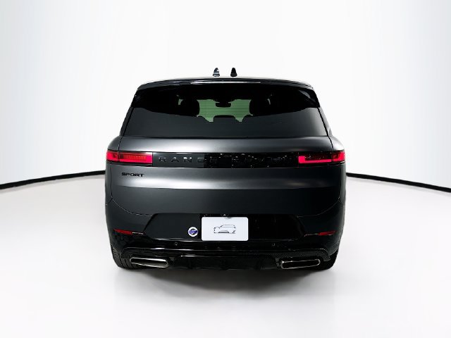 Used 2025 Land Rover Range Rover Sport Dynamic SE AWD/4WD image 6