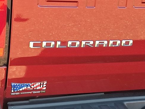 Used 2022 Chevrolet Colorado Z71 w/ Safety Package image 16