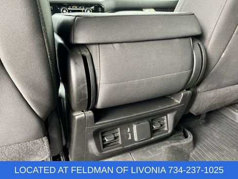 Used 2022 Chevrolet Silverado 1500 LT image 20