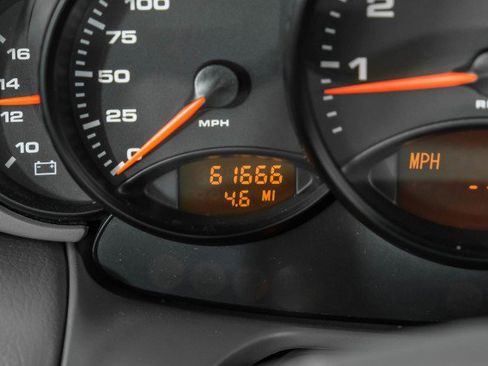 Used 2001 Porsche 911 Carrera 4 image 16