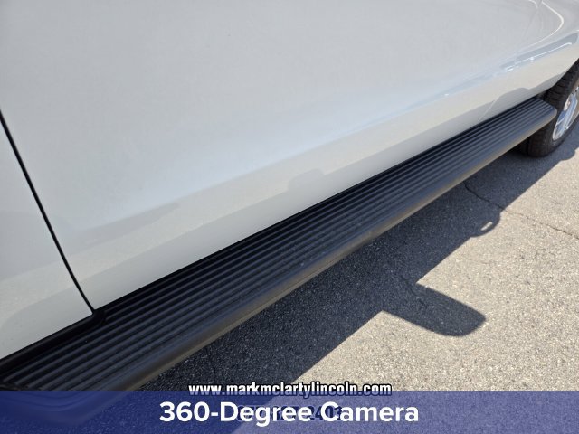 New 2027 Lincoln Navigator Premiere RWD image 8
