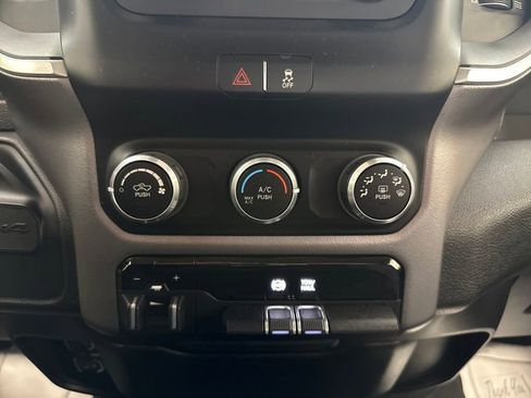 Used 2019 RAM 2500 Big Horn image 29