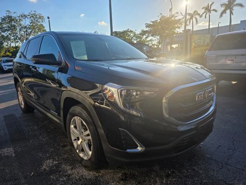 Used 2018 GMC Terrain SLE FWD image 2