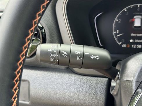 Used 2025 Honda Pilot TrailSport image 27