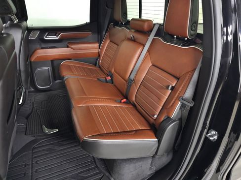 Used 2024 GMC Sierra 1500 Denali Ultimate AWD/4WD image 41