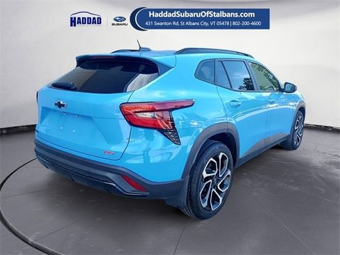 Used 2024 Chevrolet Trax RS w/ Sunroof Package image 5