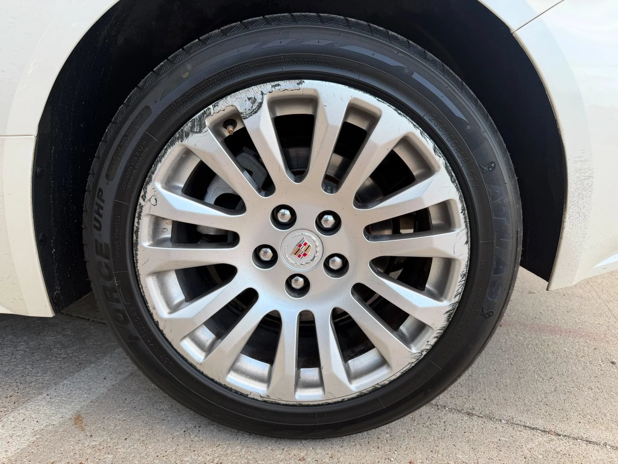Used 2013 Cadillac CTS Coupe RWD image 24