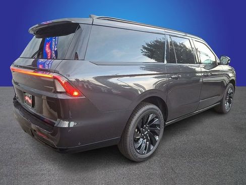 New 2025 Lincoln Navigator L Reserve w/ Jet Appearance Package image 3