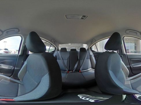 Used 2025 Nissan Versa SV FWD image 41