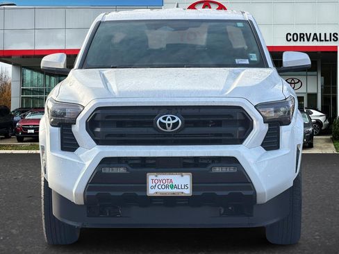 New 2026 Toyota Tacoma SR5 image 3