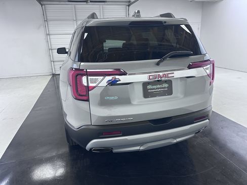 Used 2023 GMC Acadia SLT FWD image 13