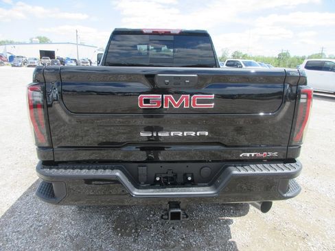New 2026 GMC Sierra 2500 AT4X AWD/4WD image 6