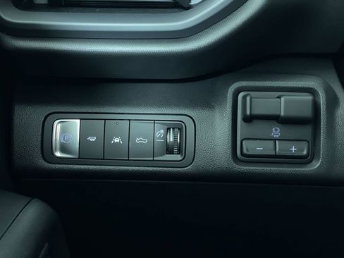 New 2024 Chevrolet Silverado EV W/T image 18