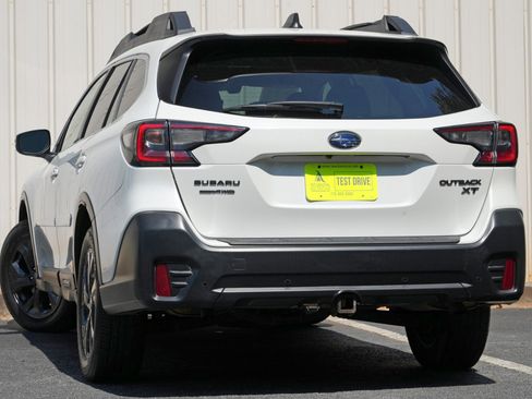 Used 2020 Subaru Outback Onyx Edition XT AWD/4WD image 5