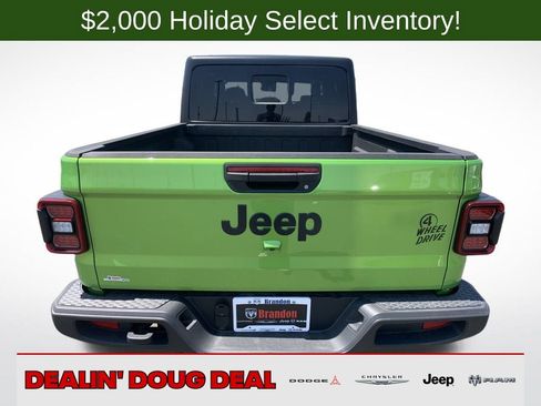 New 2025 Jeep Gladiator Willys image 5