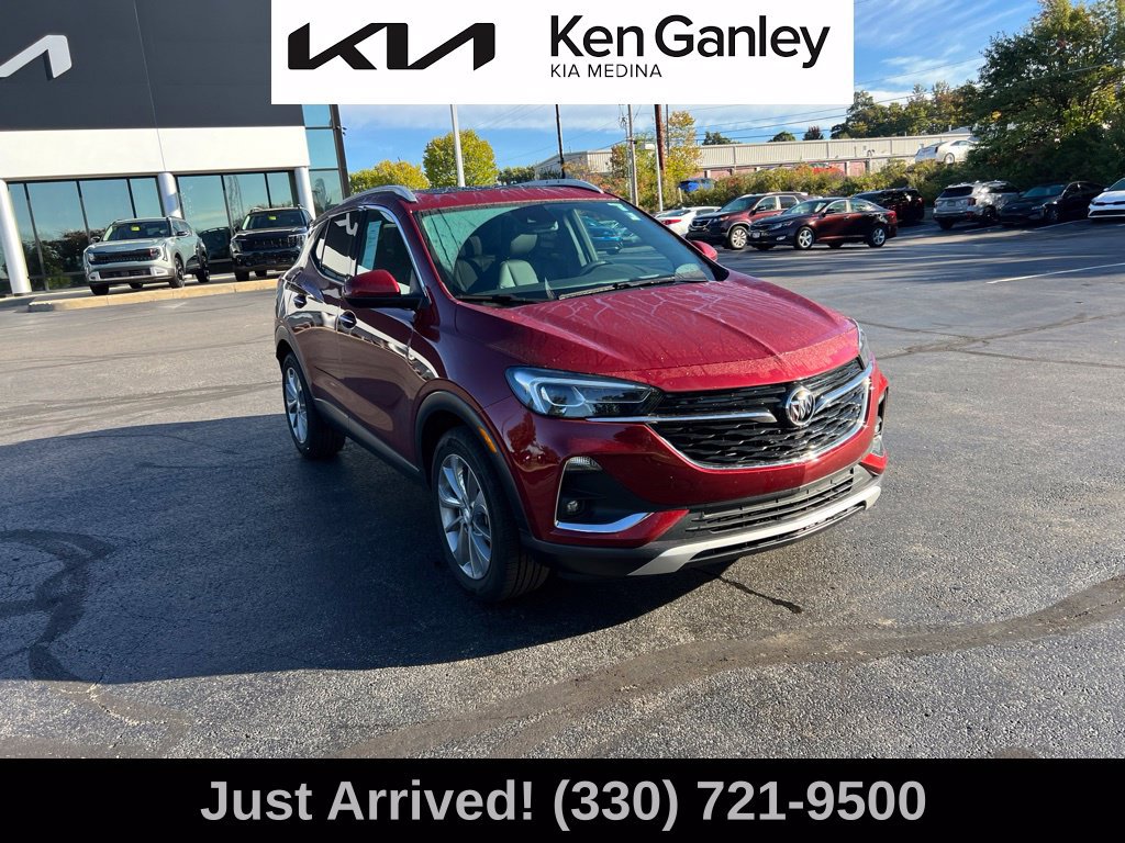 Used 2023 Buick Encore GX Essence w/ Experience Buick Package FWD image 3