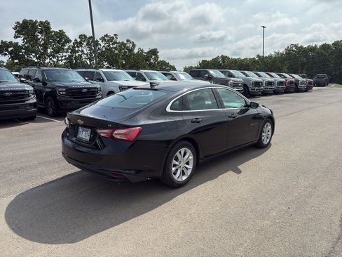 Used 2020 Chevrolet Malibu LT FWD image 3