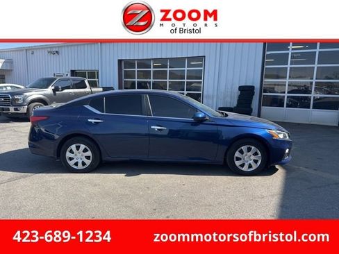 Used 2020 Nissan Altima 2.5 S image 1