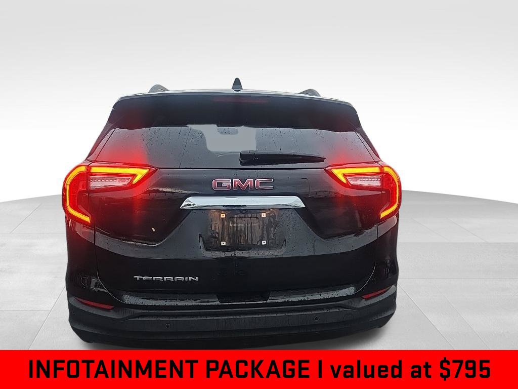 Certified 2024 GMC Terrain SLE w/ Driver Convenience Package FWD image 4
