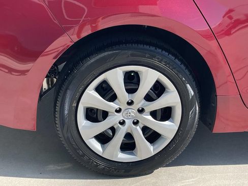 Used 2024 Toyota Corolla LE FWD image 8