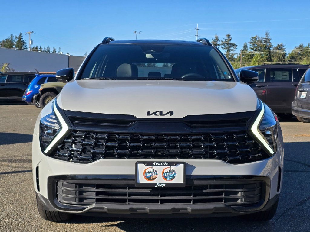 Used 2025 Kia Sportage X-Line w/ Premium Package AWD/4WD image 3