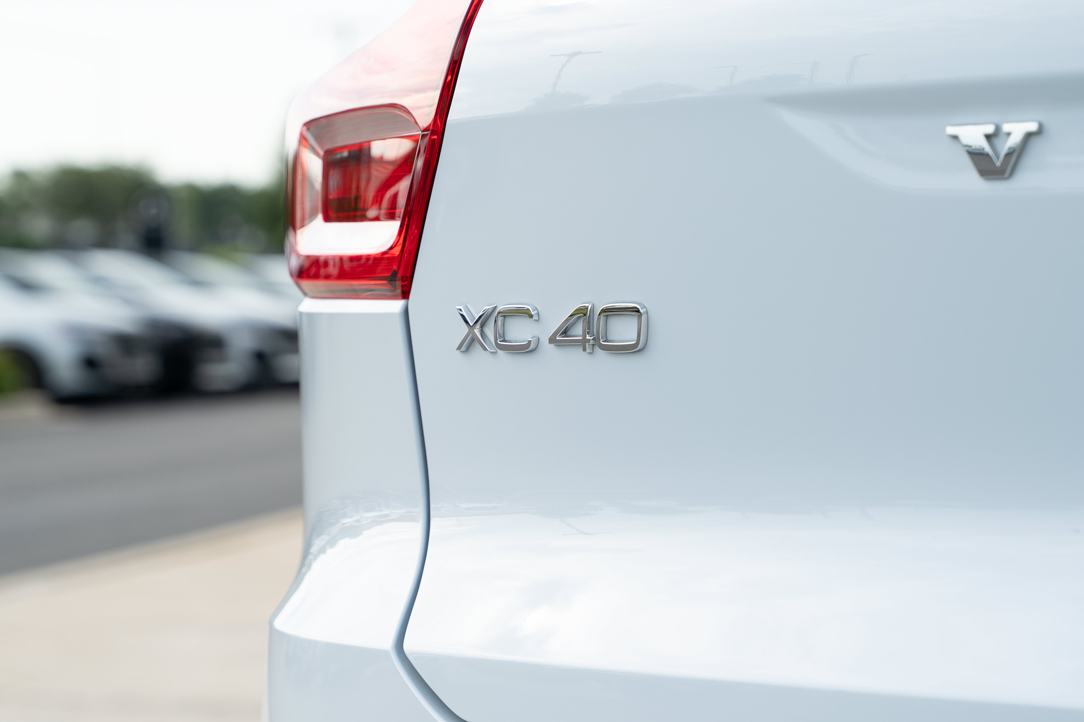 Used 2024 Volvo XC40 B5 Plus w/ Protection Package Premier AWD/4WD image 25