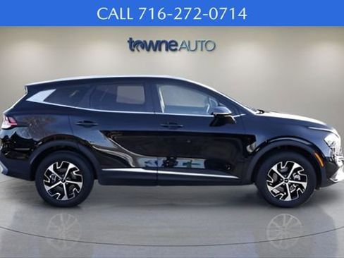 Used 2023 Kia Sportage EX image 5