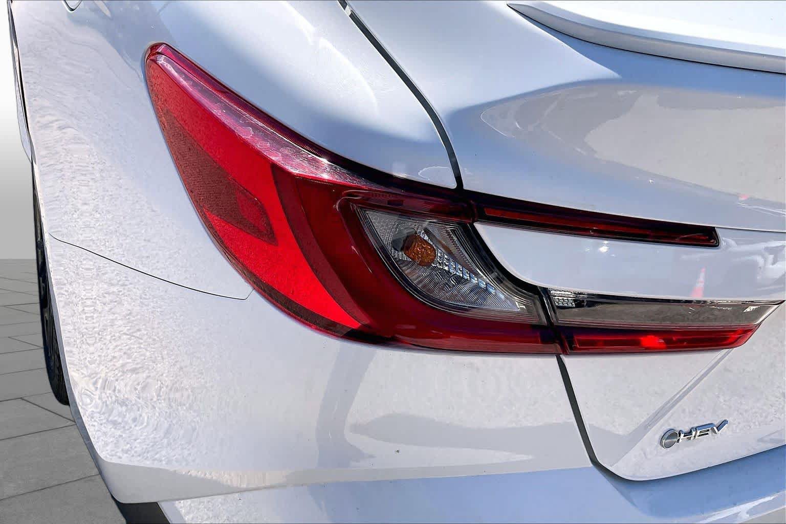 Used 2025 Toyota Camry SE FWD image 28