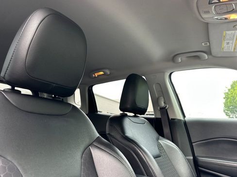 Used 2019 Jeep Compass Latitude AWD/4WD image 19