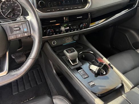 Used 2023 Nissan Rogue SL w/ SL Premium Package FWD image 20