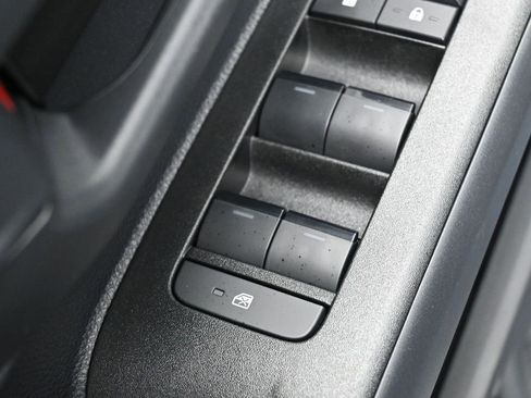 Used 2025 Toyota 4Runner SR5 image 12