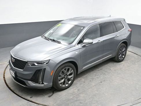 Used 2020 Cadillac XT6 Premium Luxury image 23