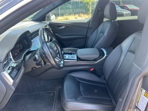 Used 2019 Audi Q8 Premium Plus AWD/4WD image 23