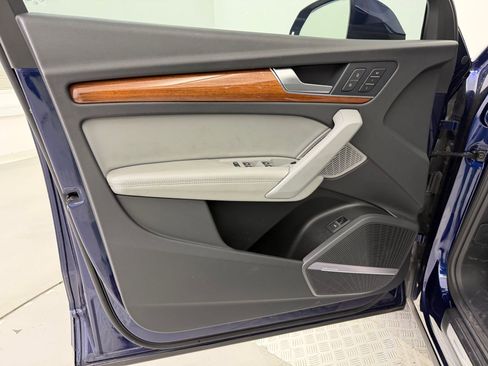 Used 2022 Audi Q5 2.0T Premium Plus w/ Premium Plus Package image 25