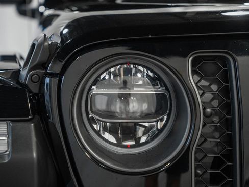 Used 2022 Jeep Wrangler Unlimited Rubicon 4xe w/ Cold Weather Group image 14