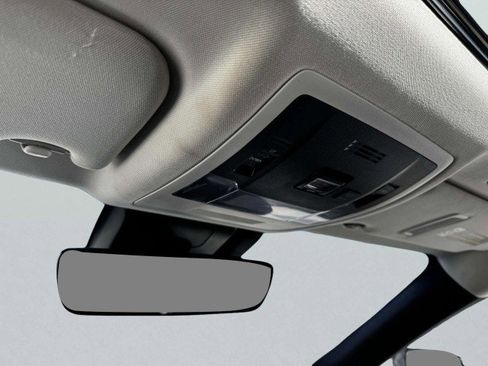 Used 2021 Lexus ES 250 w/ Premium Package image 32