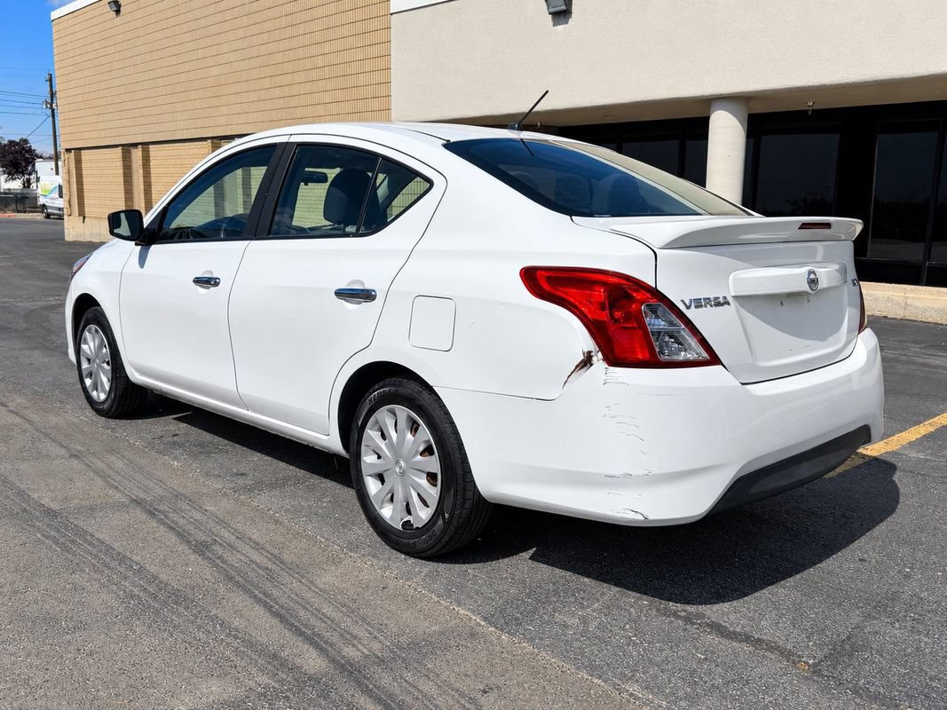 Used 2017 Nissan Versa SV FWD image 3